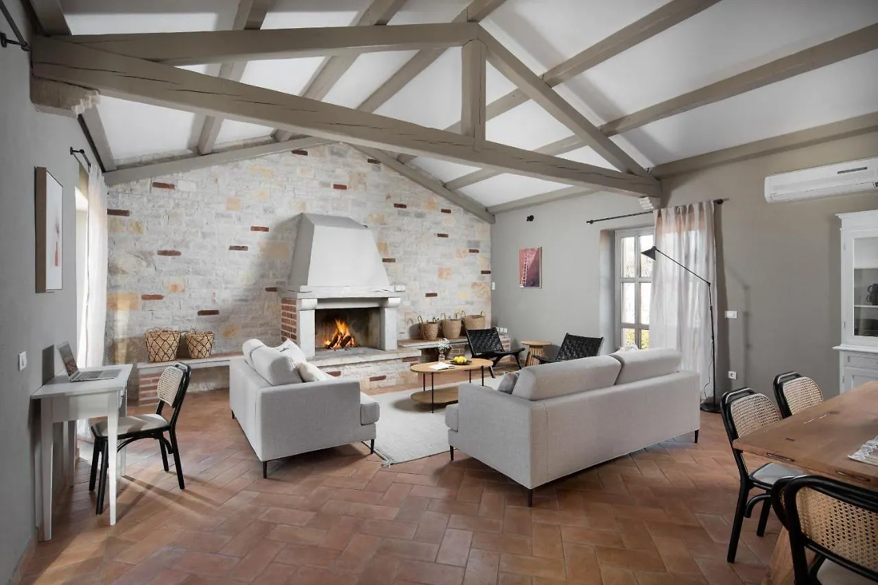 Villas Sv. Lovrec By Istarski Dvori Sveti Lovreč Pazenatički 0*,